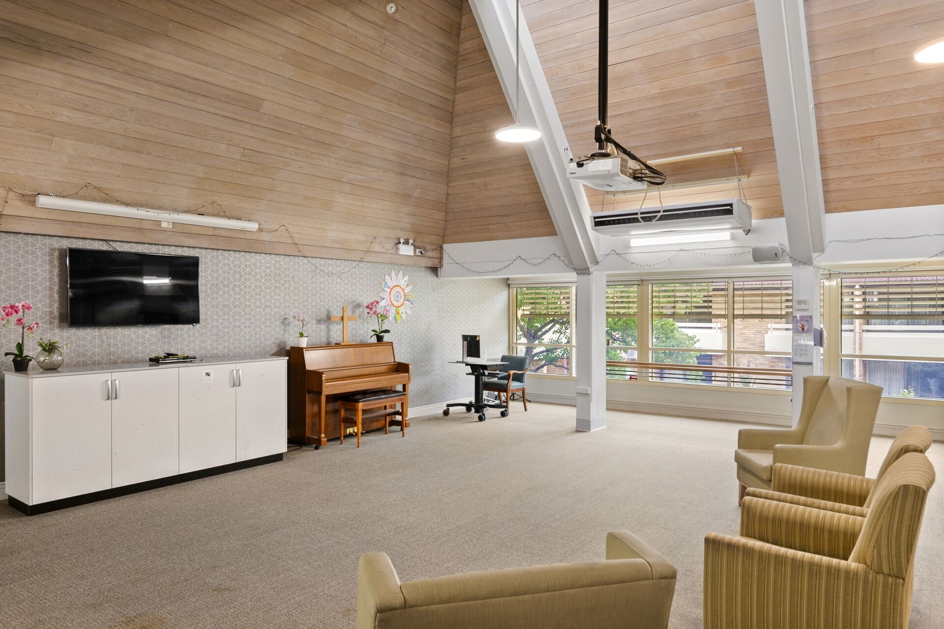 Chapel at aminya centre aged care home in baulkham hills for low care and dementia