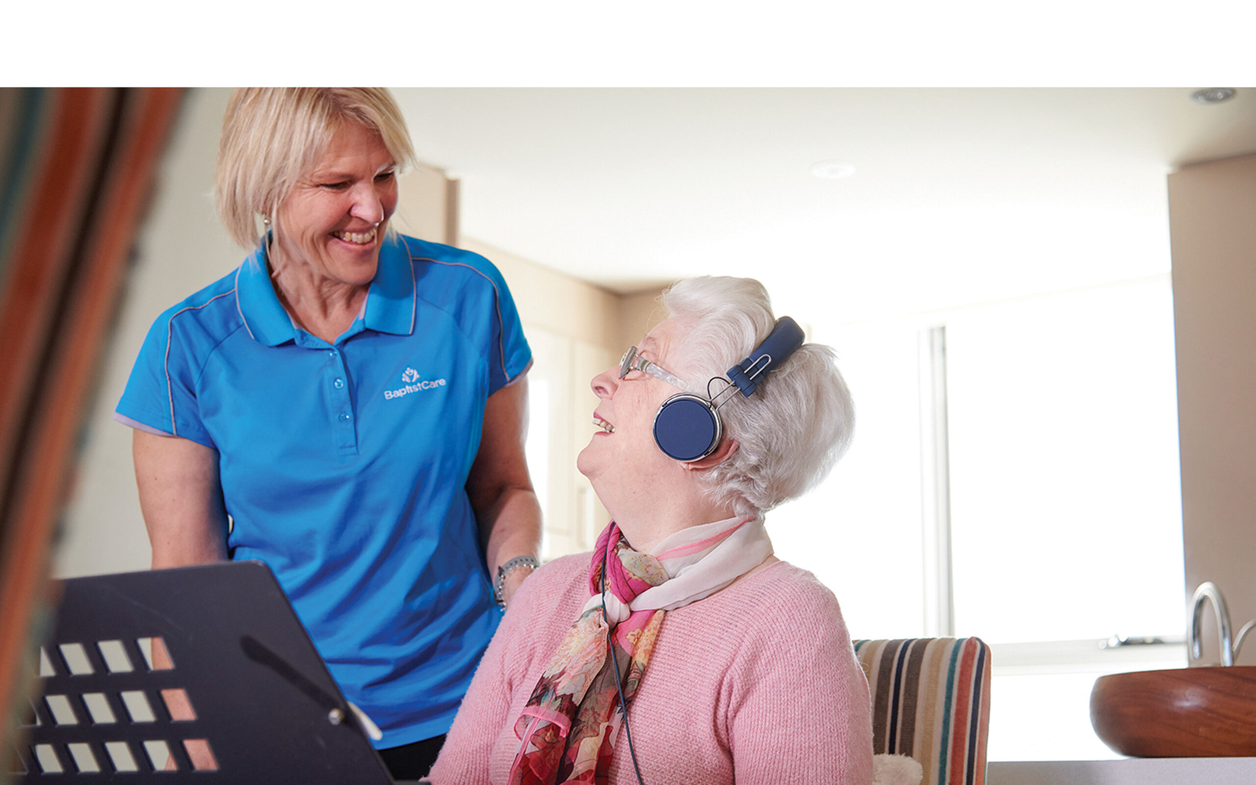 baptistCare-at-home-client-with-worker