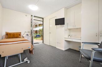 spacious single room for elderly aged care resident including dementia care in baptistcare aminya centre residential aged care home