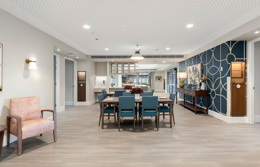 Glendale lodge dining