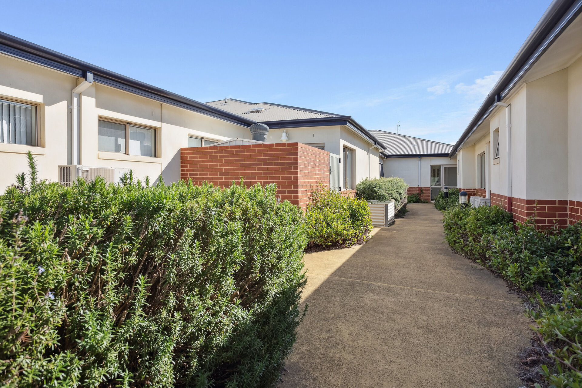 outdoor paths for nursing home residents to enjoy at baptistcare balladong gardens aged care home in york wa