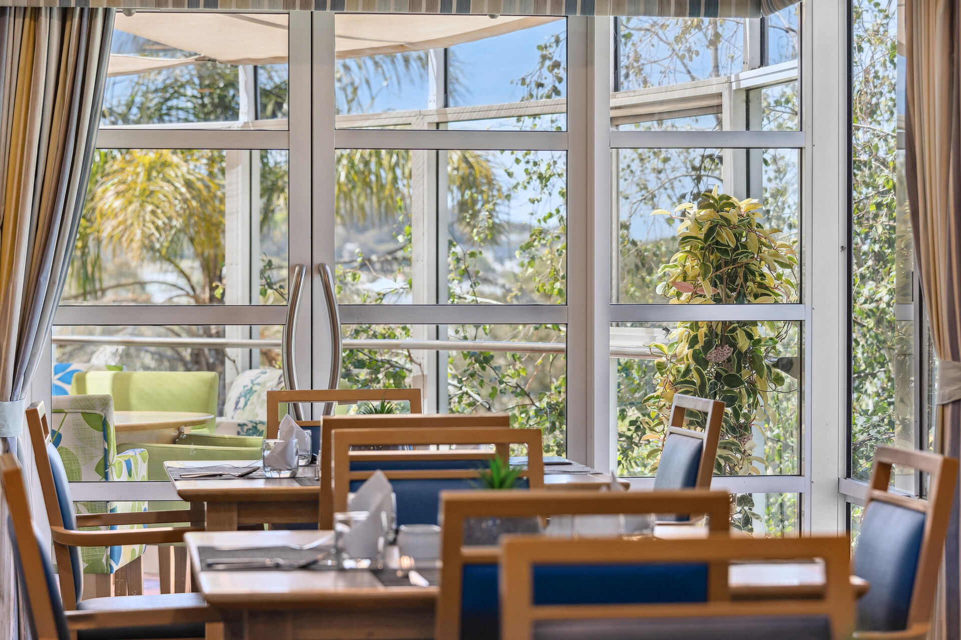 dining room at baptistcare bethel aged care home in albany wa for nursing home residents to explore