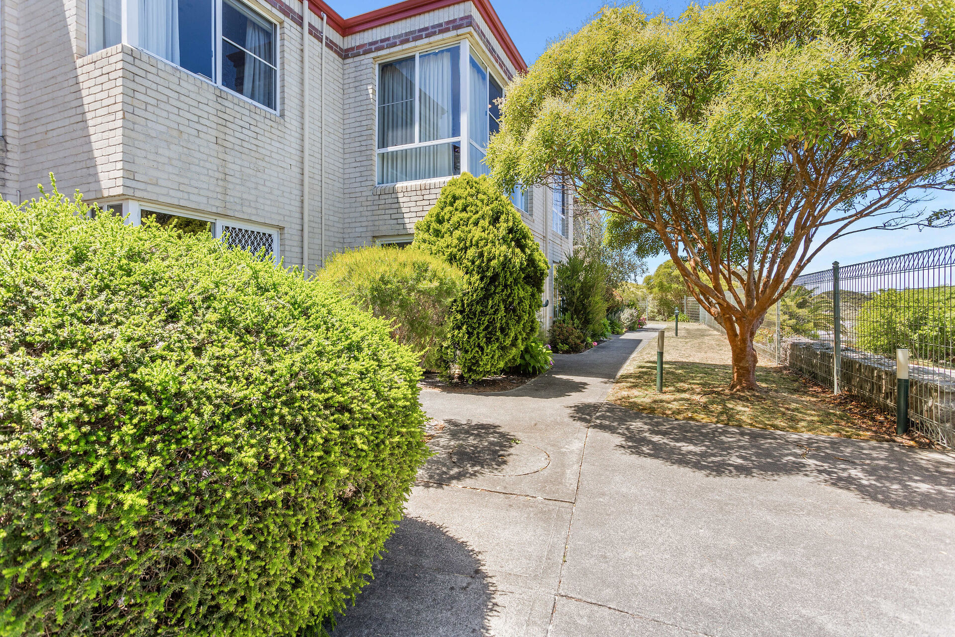 facade of baptistcare bethel aged care home in albany wa for nursing home residents and dementia care