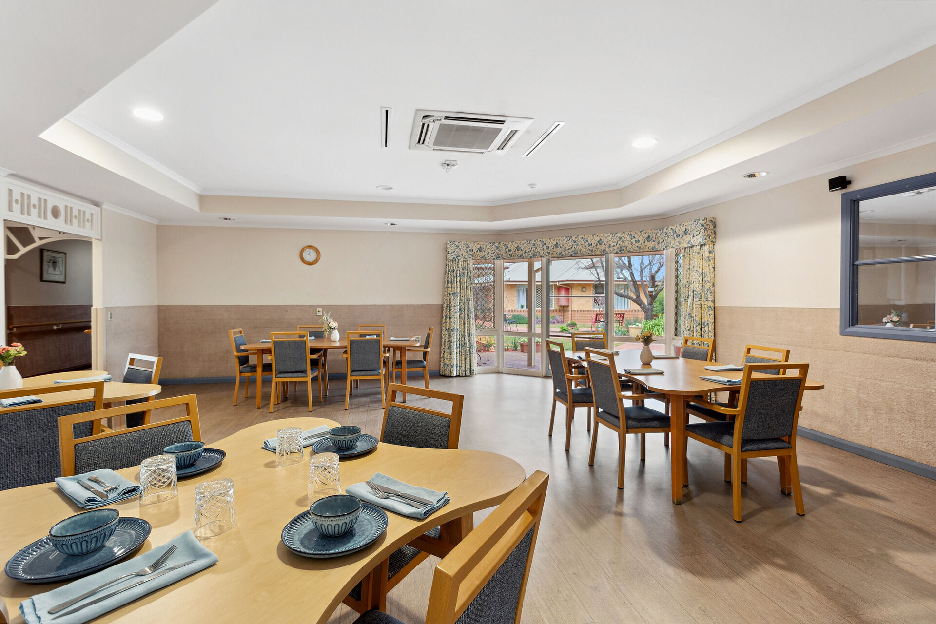 spacious communal dining room at baptistcare kalkarni nursing home brookton wa for elderly aged care residents