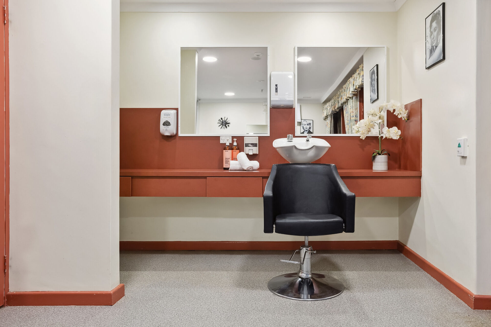 hair salon at baptistcare moonya aged care home in manjimup wa for nursing home residents and dementia care