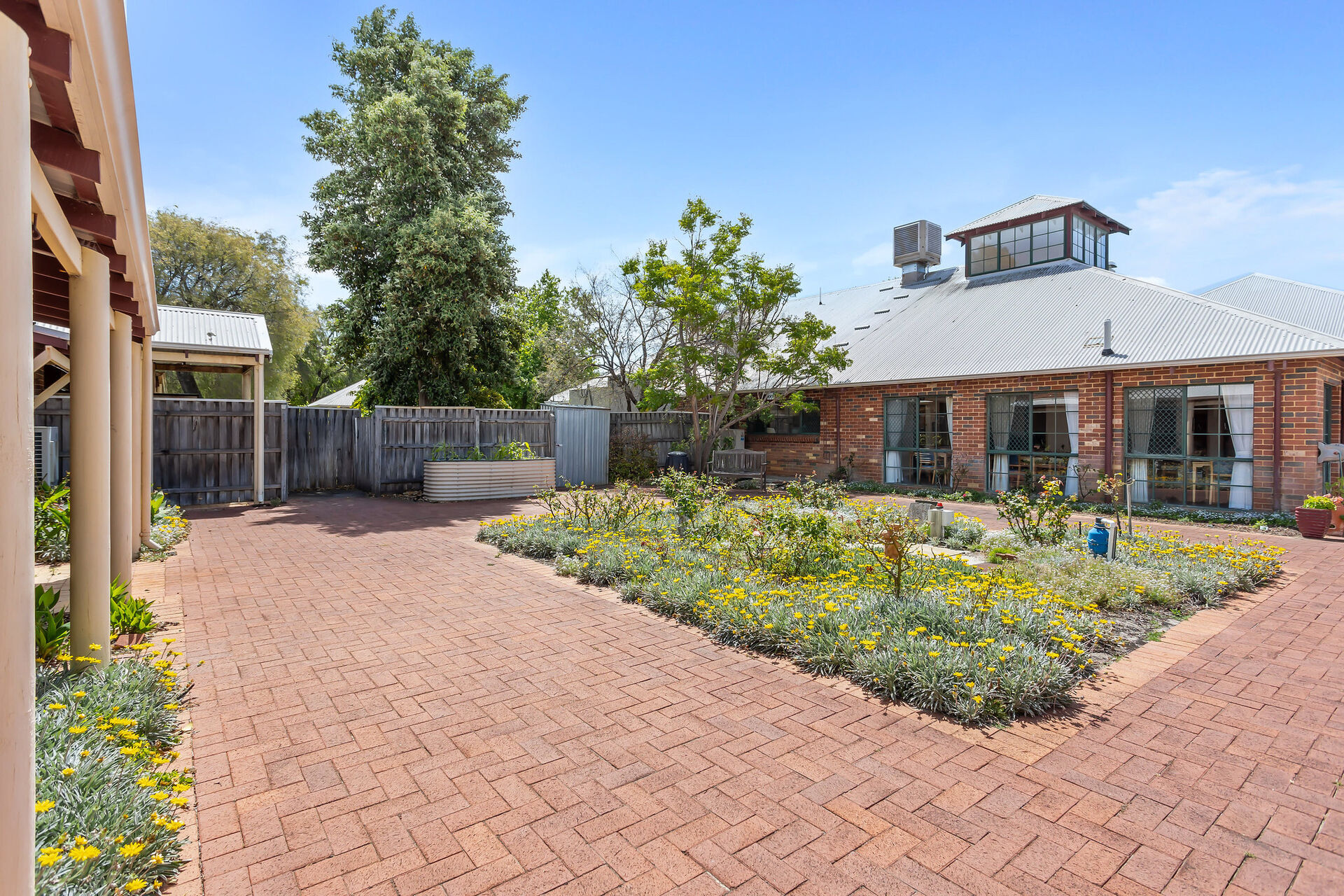 courtyard at baptistcare william carey court aged care home in busselton wa for nursing home residents to explore