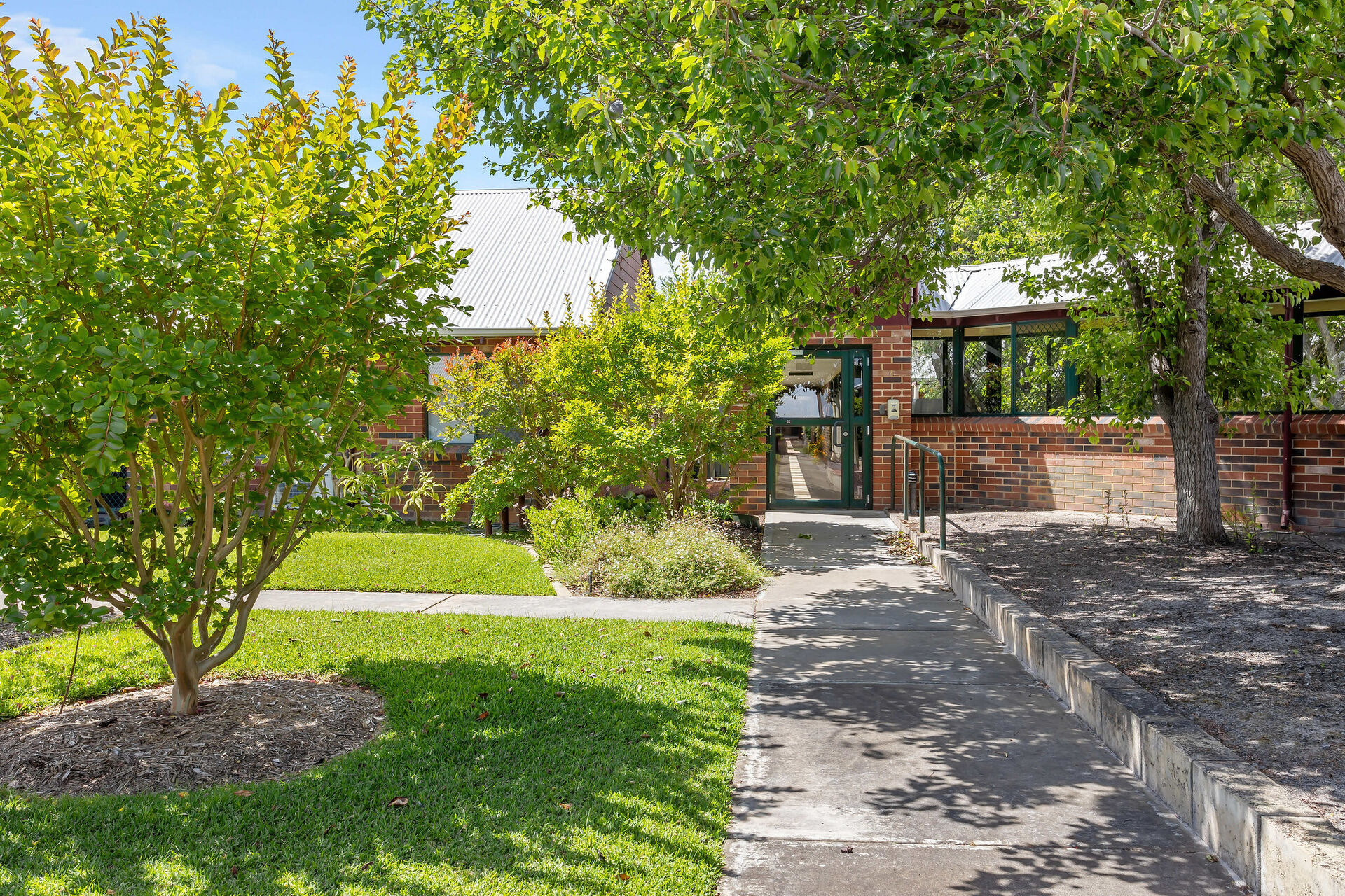 interior garden at baptistcare william carey court aged care home in busselton wa for nursing home residents to explore