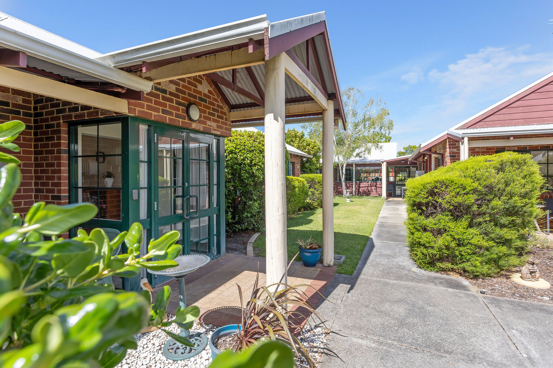 main entry of baptistcare william carey court aged care home in busselton wa for nursing home residents and dementia care