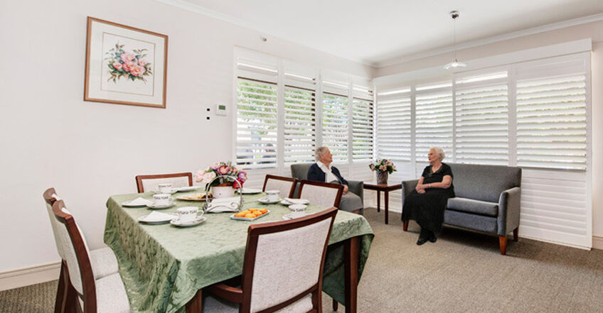 modern communal dining room elderly aged care residents including dementia care in baptistcare aminya centre residential aged care home