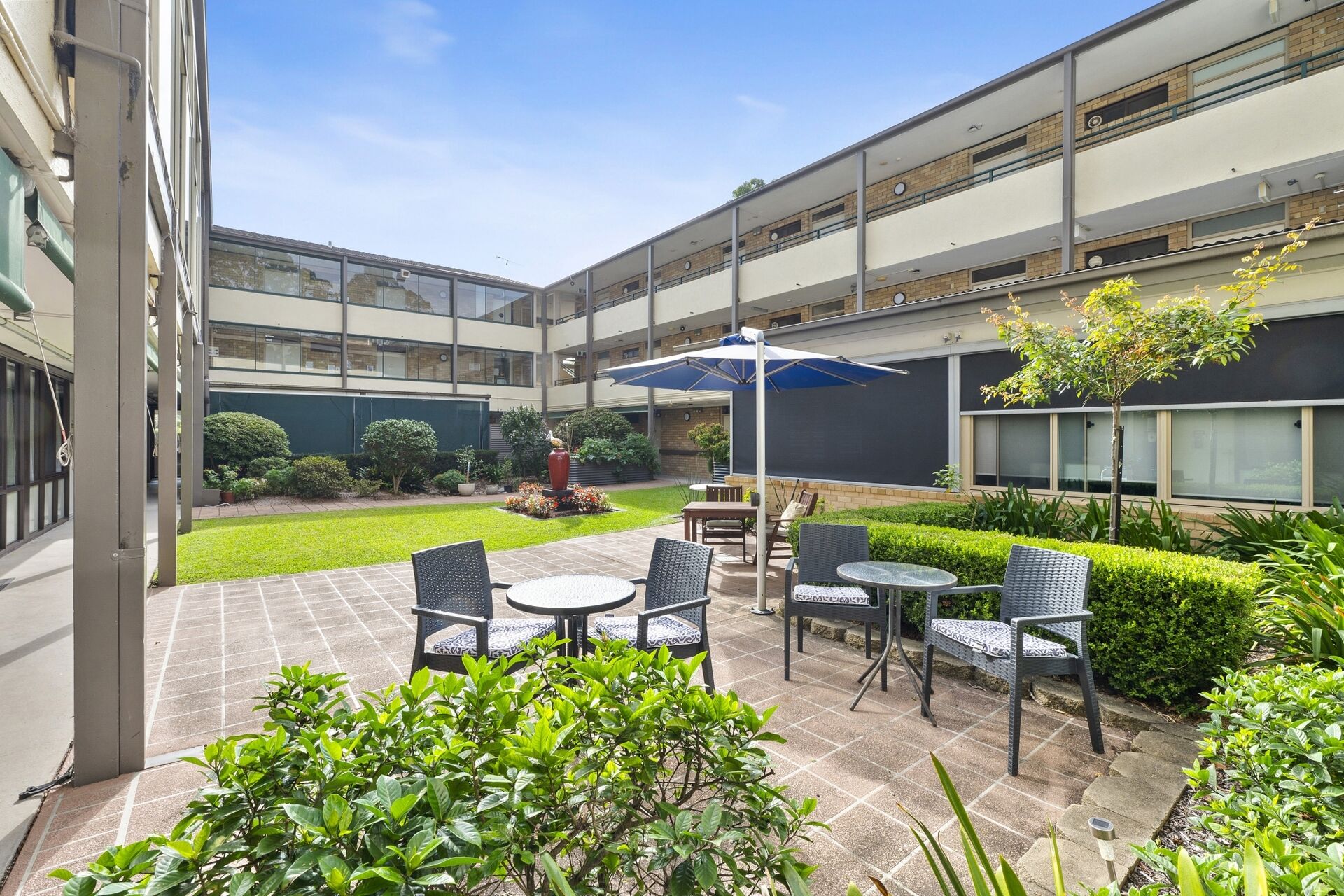 Outdoor areas for aged care residents to socialise at baptistcare cooinda court residential aged care home in macquarie park northern sydney