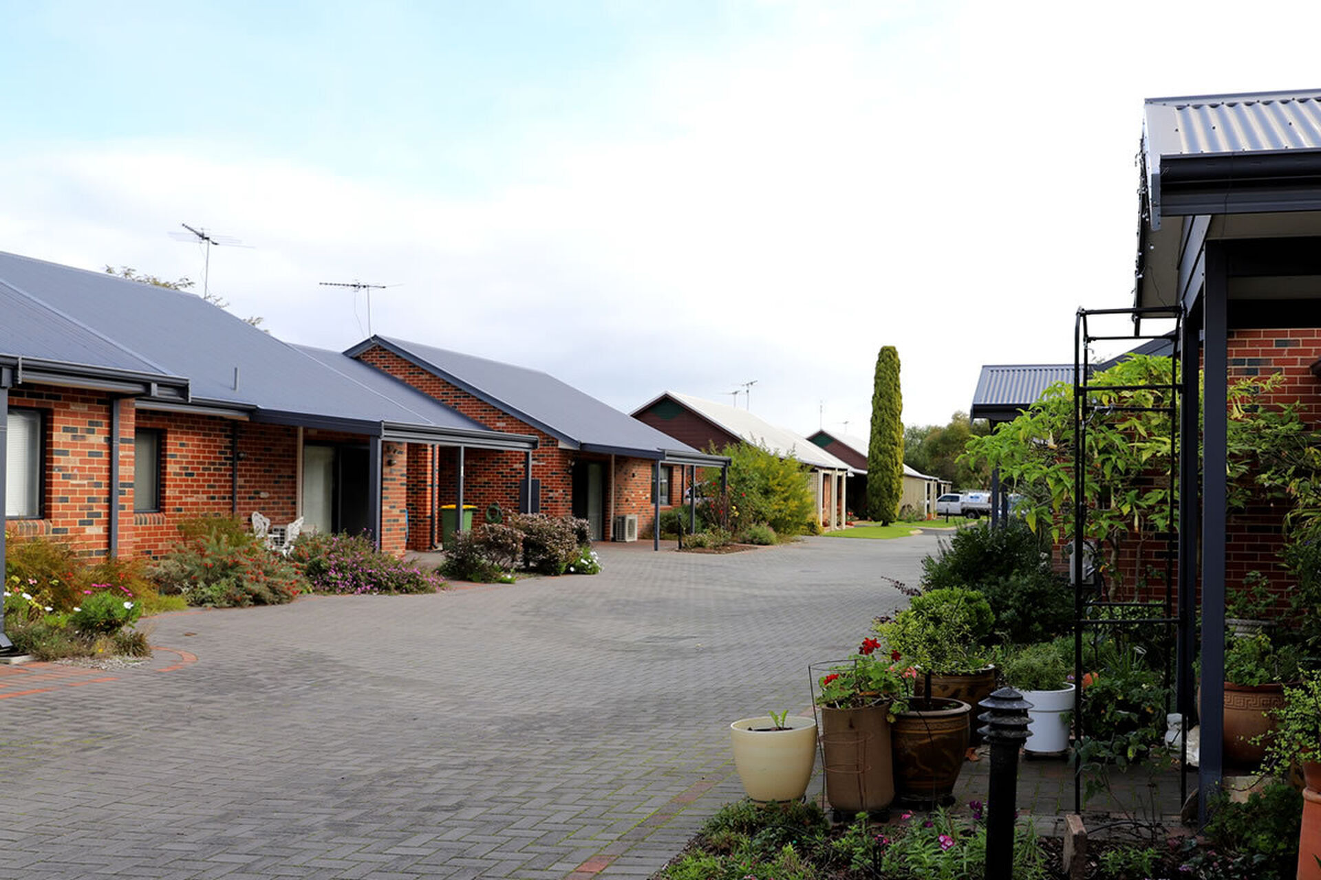 modern frontage of a villa in baptistcare william carey court retirement village in busselton wa